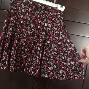 Forever 21 black floral skirt